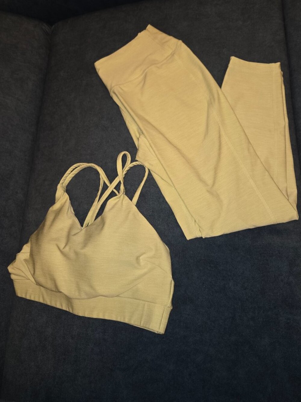GU Active sports bra and matching pants
